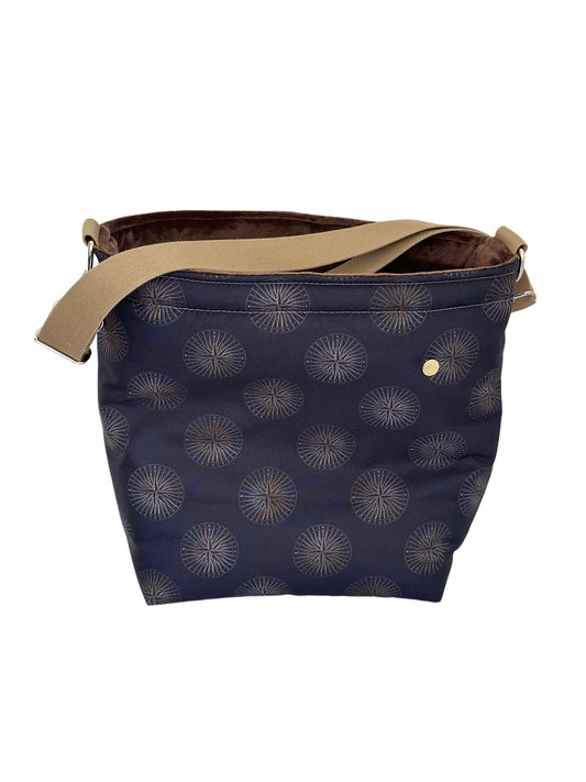 HerzPouch Kompass braun taupe Midi (35x43x15)